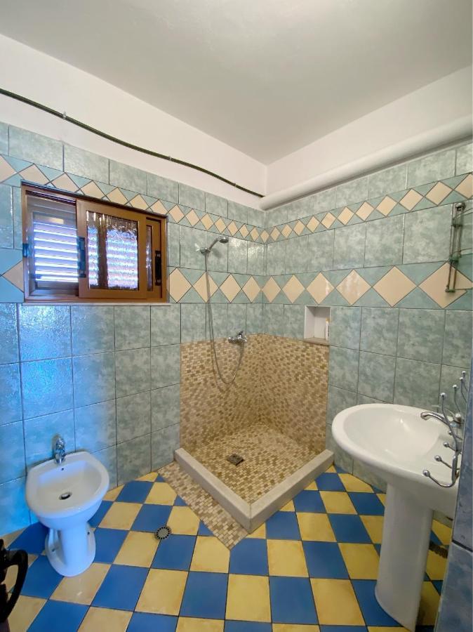 Vila Arlind Hotel Vlorë Exterior foto